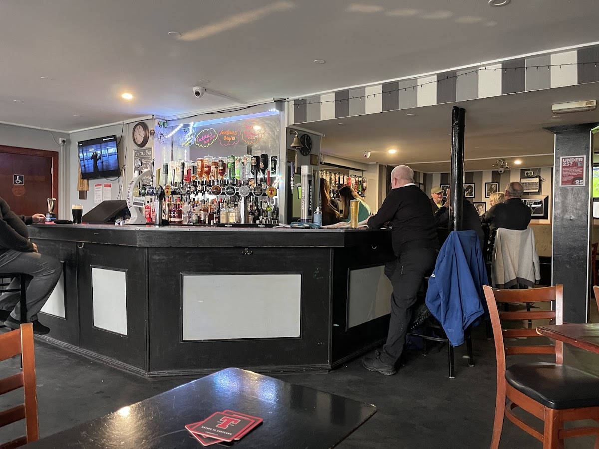 The Central Bar